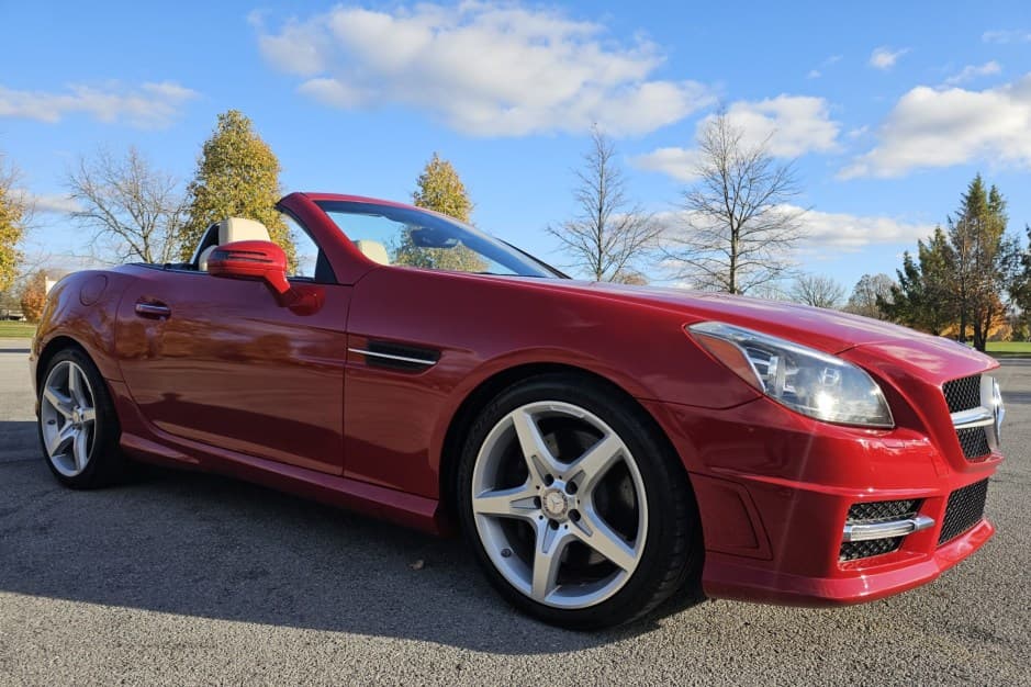 2012 Mercedes-Benz SLK-Class sold for $18,250