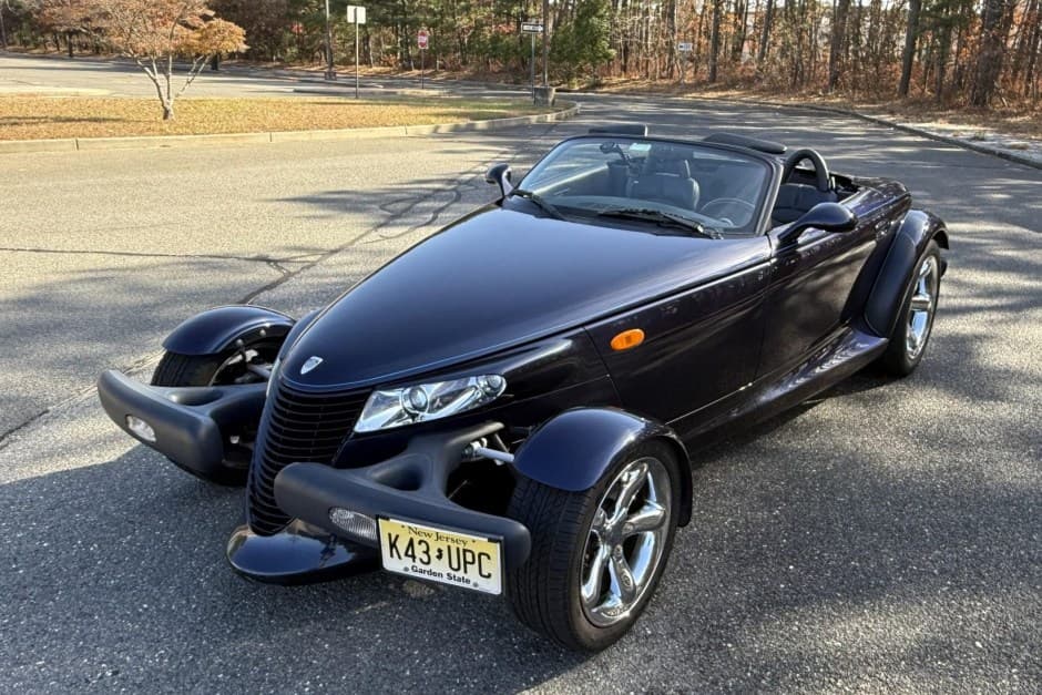 2001 Plymouth Prowler sold for $23,916