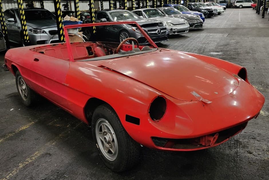 1974 Alfa Romeo 105/115 Spider Series 2 sold for $2,100