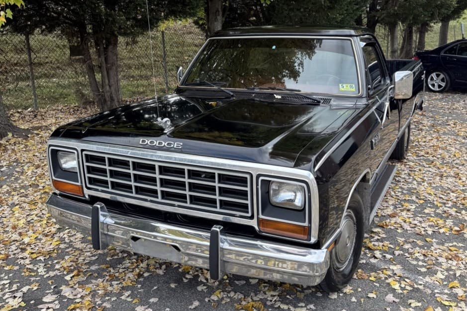 1985 Dodge Ram (1981-1993) sold for $5,149