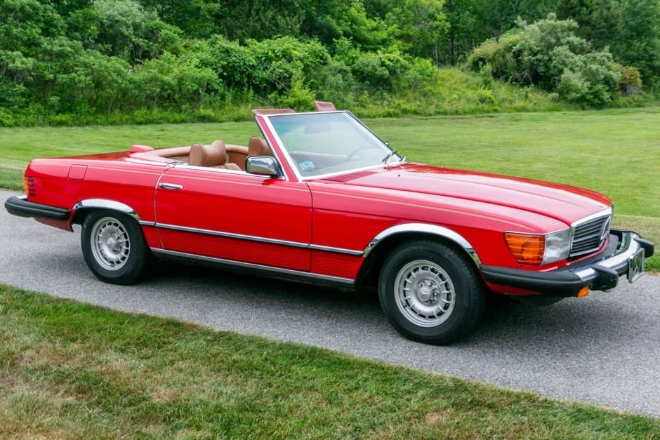 1978 Mercedes-Benz R107 SL sold for $5,500