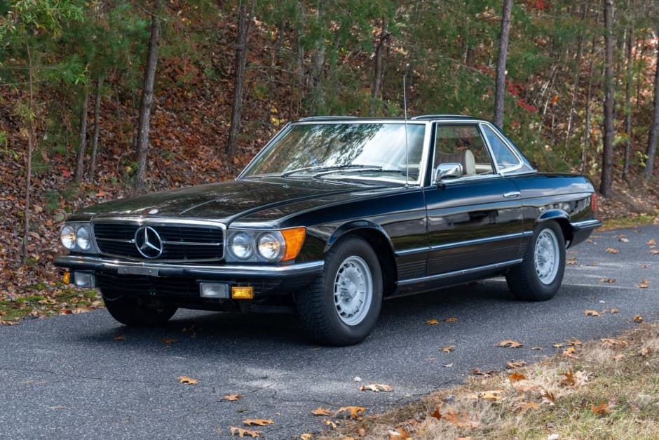 1972 Mercedes-Benz R107 SL sold for $5,700