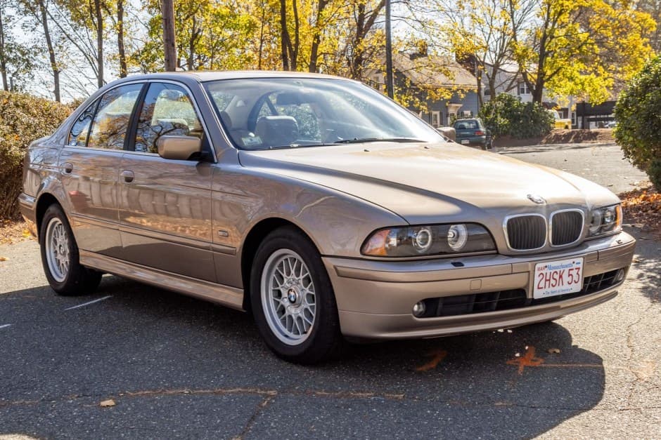 2001 BMW E39 5-Series sold for $7,500