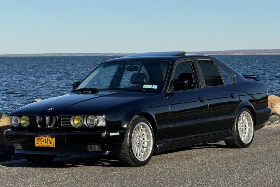 1989 BMW E34 5-Series sold for $9,000