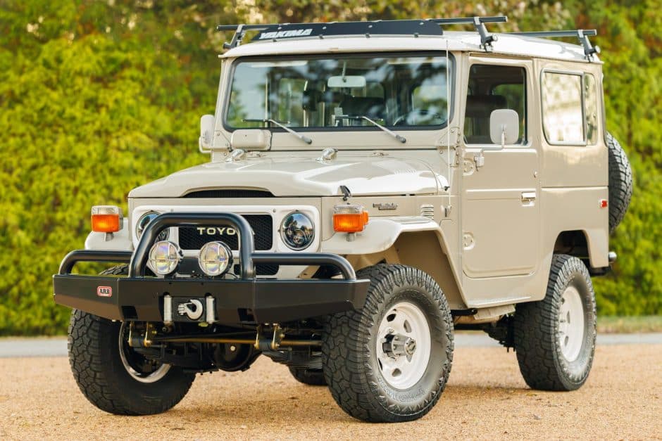 1982 Toyota Land Cruiser FJ40 sold for $71,000