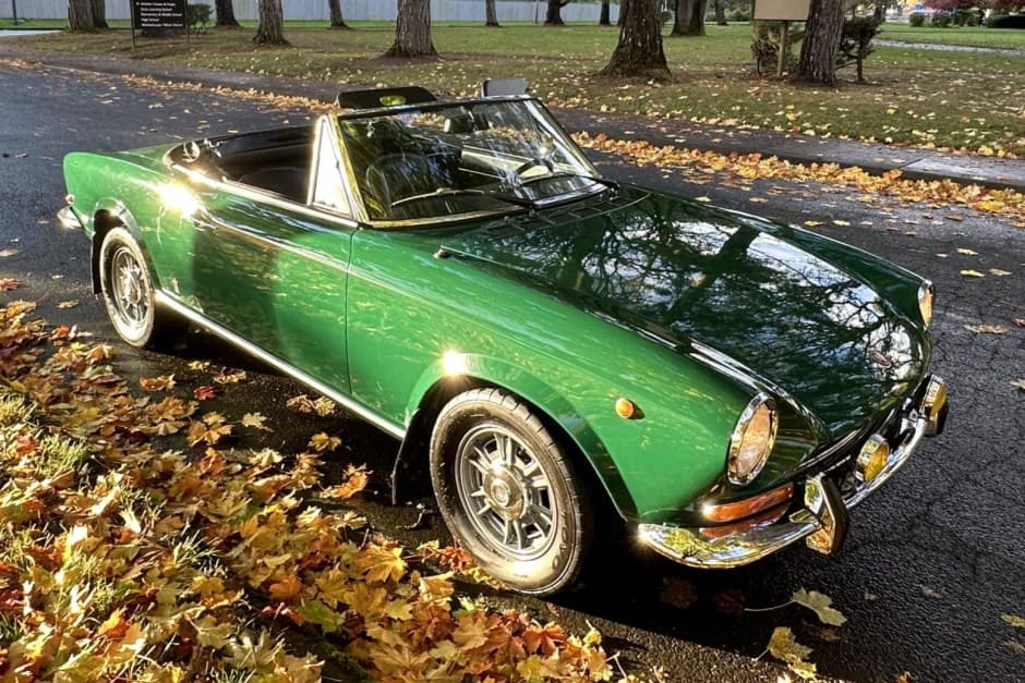 1968 Fiat 124 Spider (1966-1985) sold for $10,750