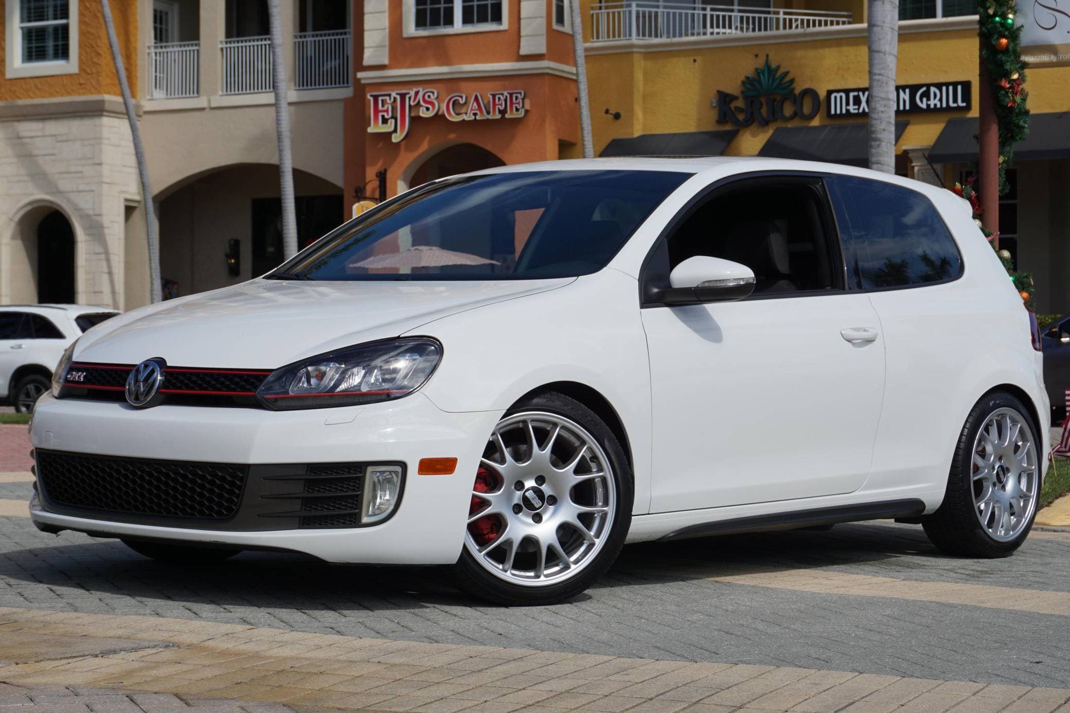 2013 Volkswagen Mk6 GTI sold for $9,500