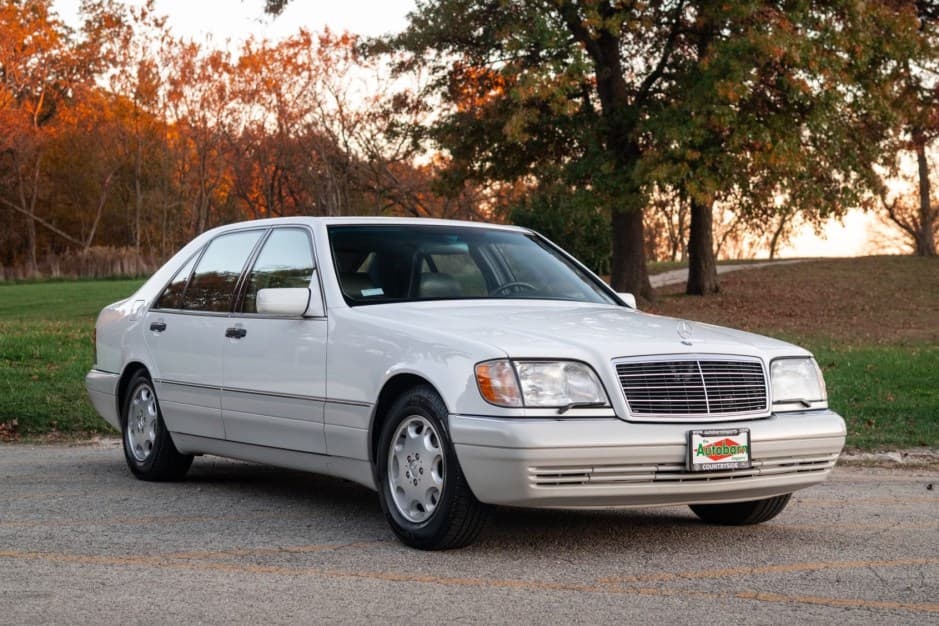 1995 Mercedes-Benz W140 S-Class sold for $22,500