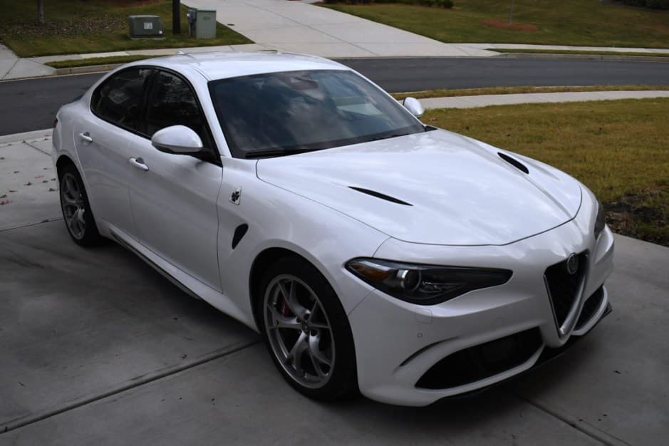 2018 Alfa Romeo 952 Series Giulia sold for $34,567