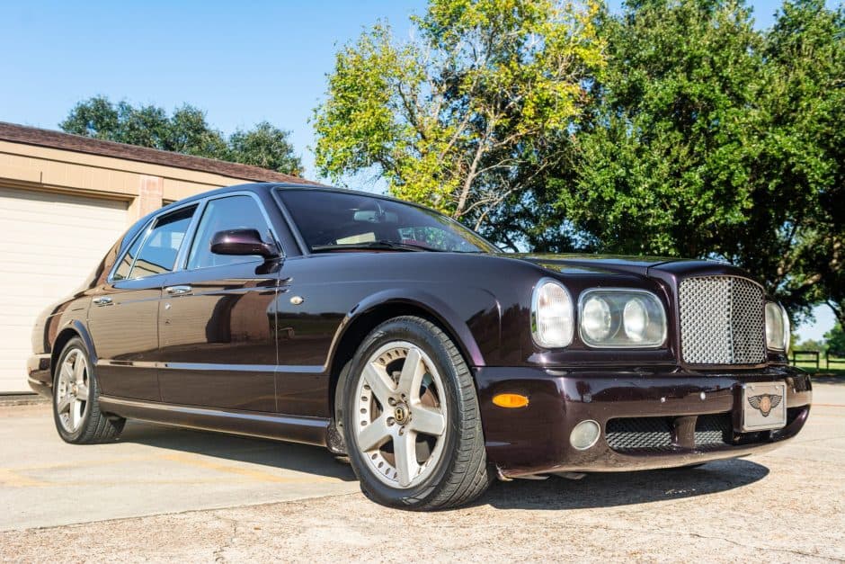 2002 Bentley Arnage sold for $18,500