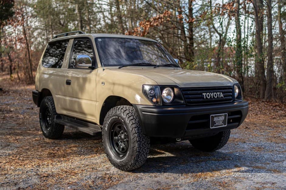1998 Toyota Land Cruiser Prado 90-Series sold for $15,250