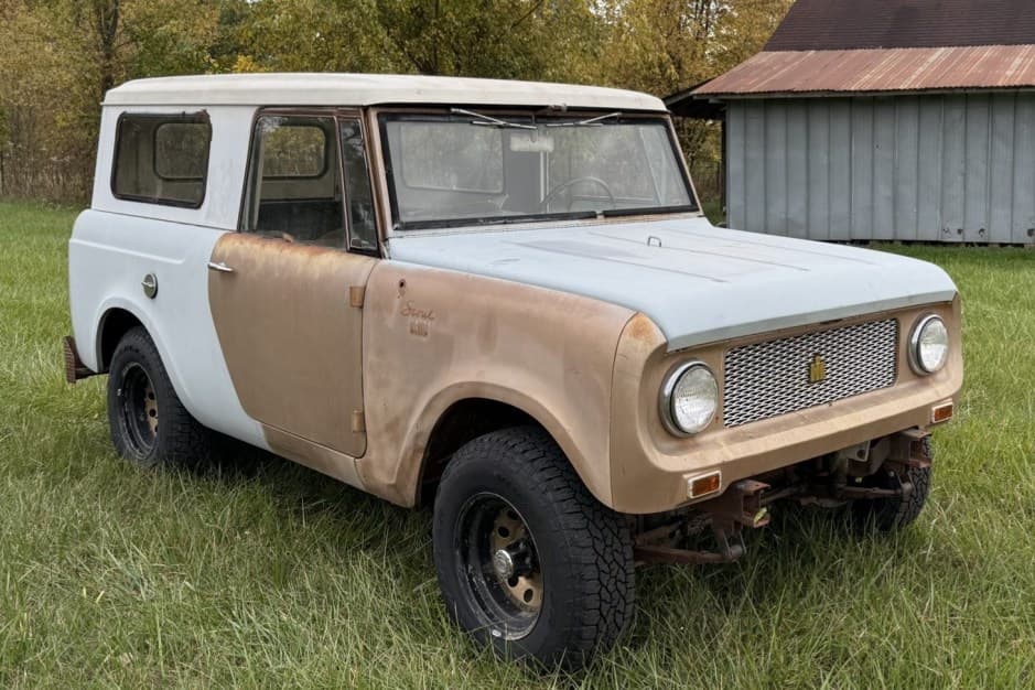 1965 International Harvester Scout sold for $12,000