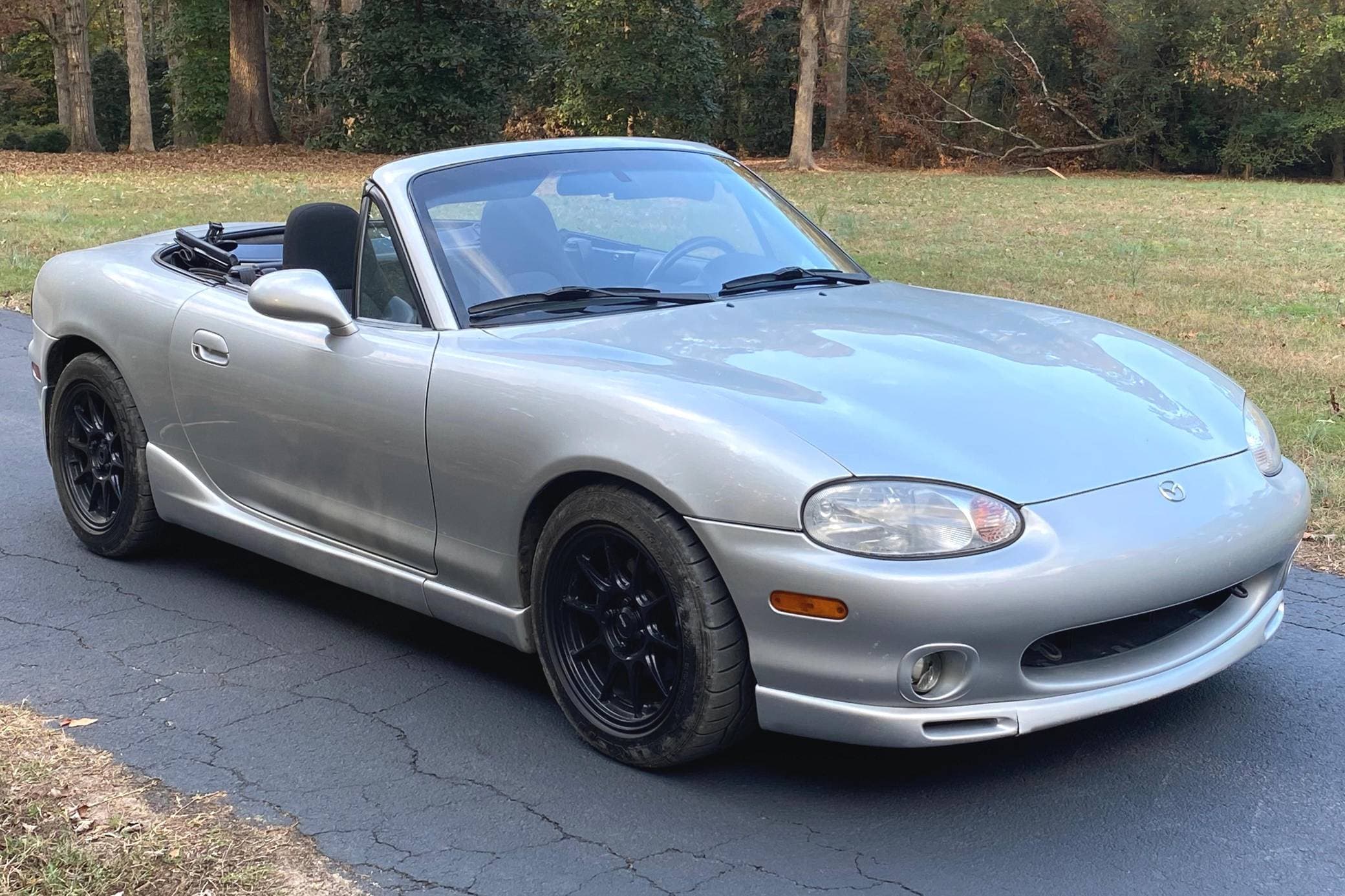 2000 Mazda NB Miata sold for $6,900