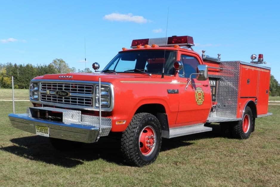 1979 Dodge D-Series (1972-1980) sold for $11,350