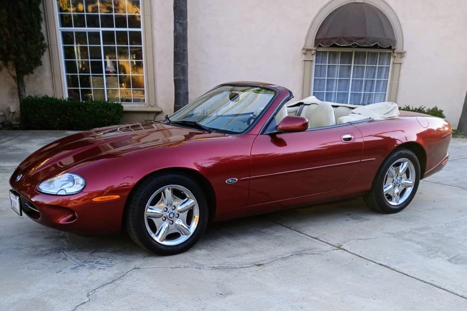 1997 Jaguar XK8 sold for $6,700