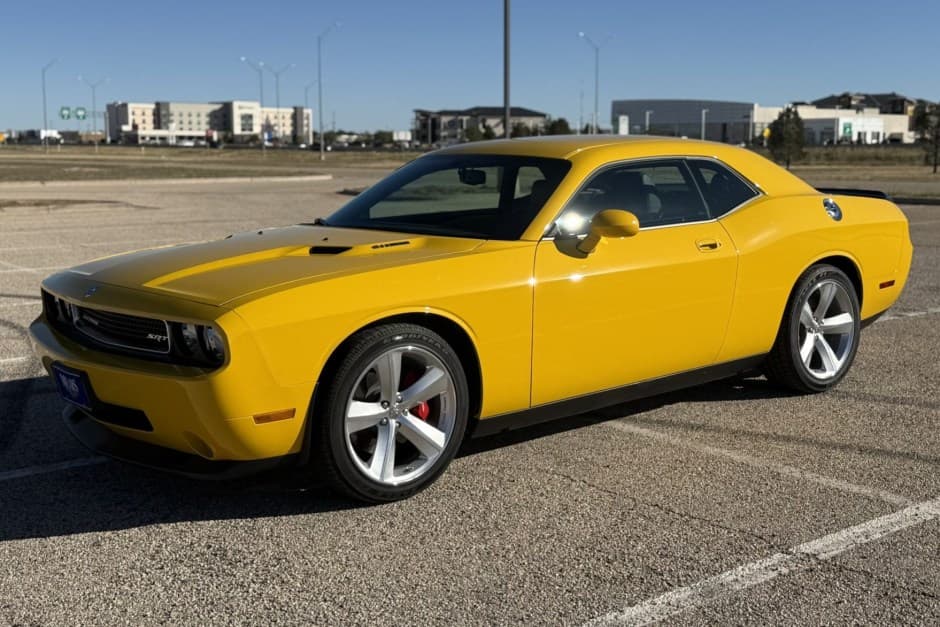 2010 Dodge Challenger SRT8 & 392 sold for $30,000