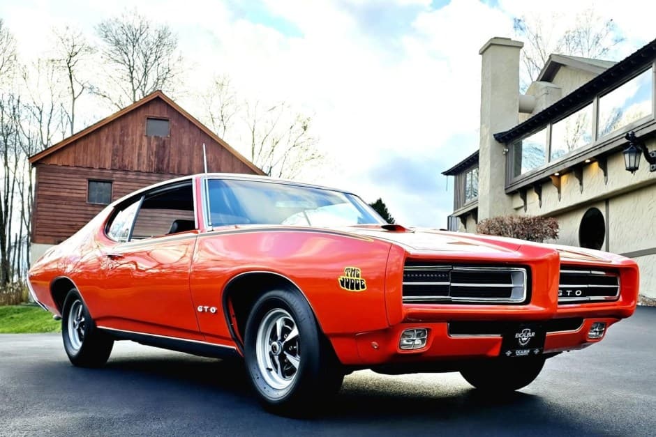 1969 Pontiac GTO sold for $105,000