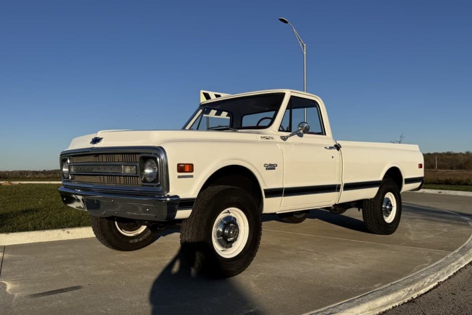 1969 Chevrolet C/K (1967-1972) sold for $26,500