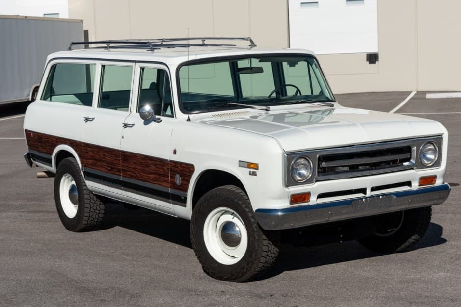 1969 International Harvester Travelall sold for $42,000