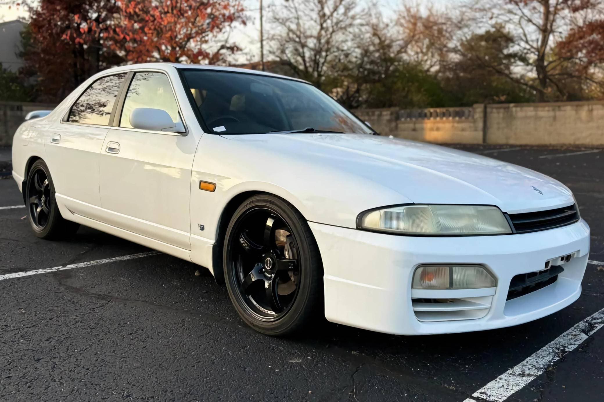 1996 Nissan R33 Skyline sold for $8,500