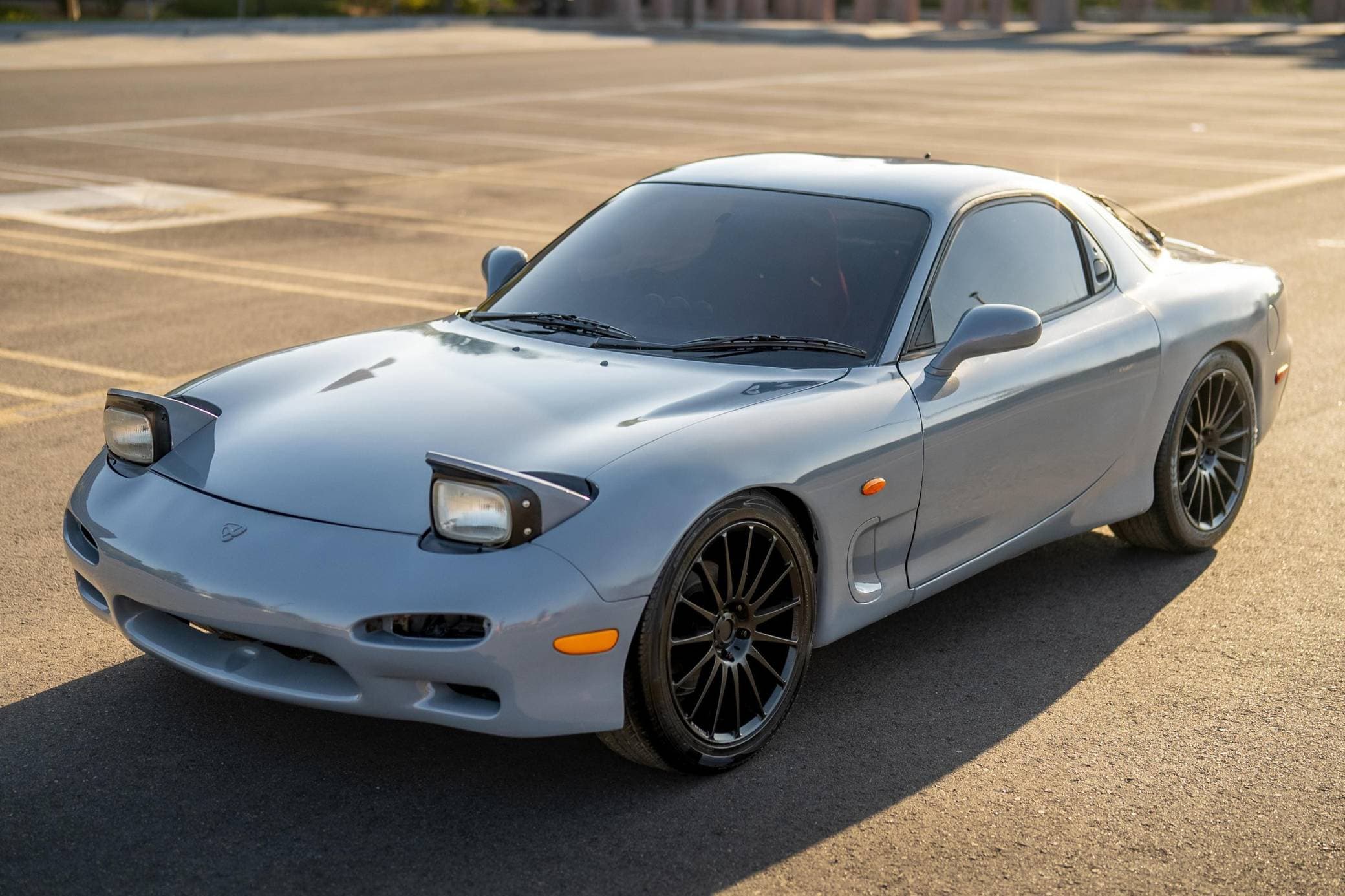 1995 Mazda FD RX-7 sold for $20,500