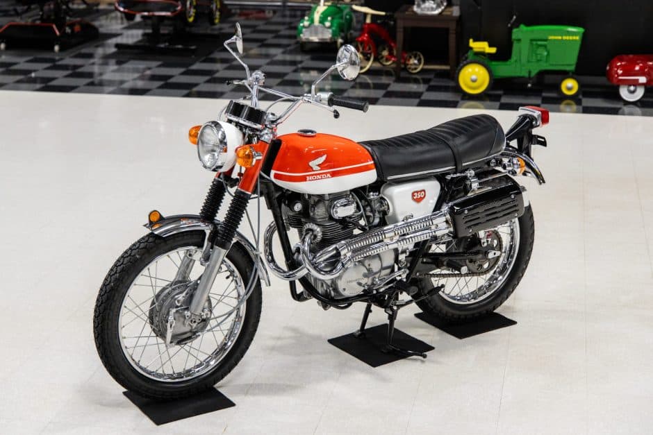 1969 Honda CB350 & CL350 sold for $14,001