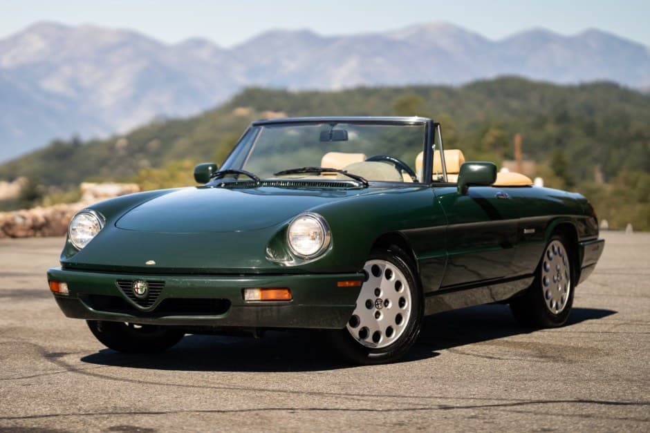 1994 Alfa Romeo 105/115 Spider Series 4 sold for $11,111