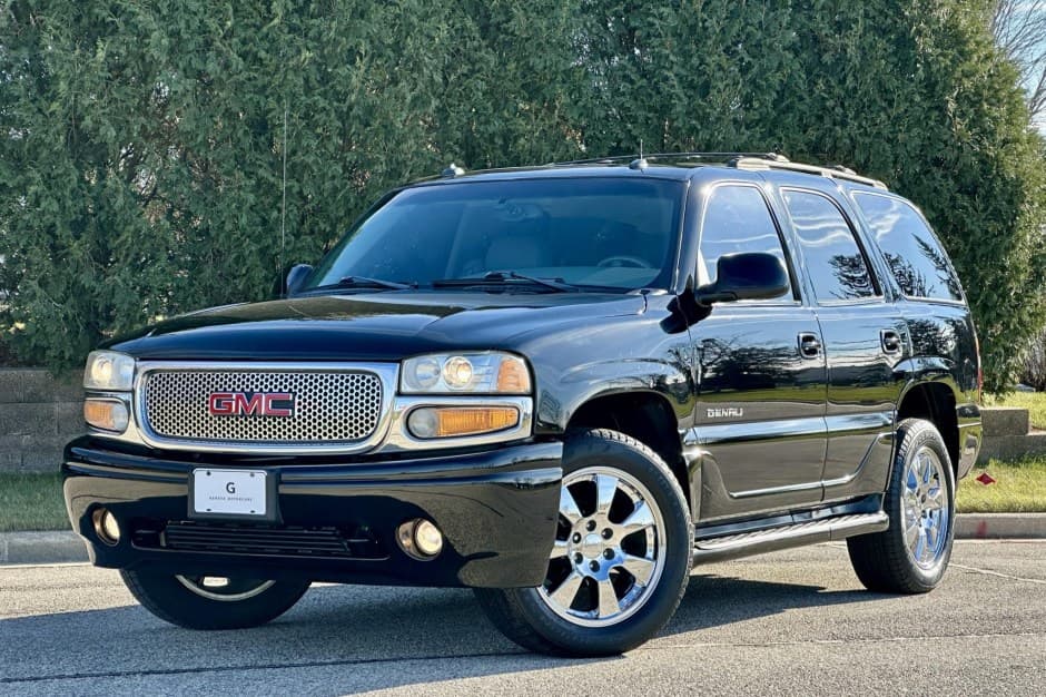 2003 GMC Yukon GMT800 sold for $25,501