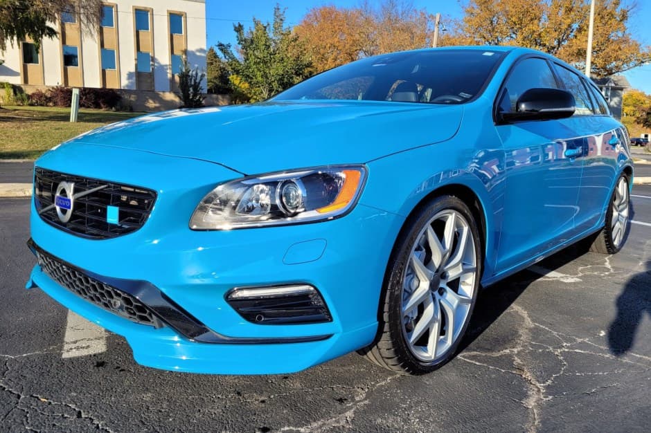 2015 Volvo  sold for $50,500
