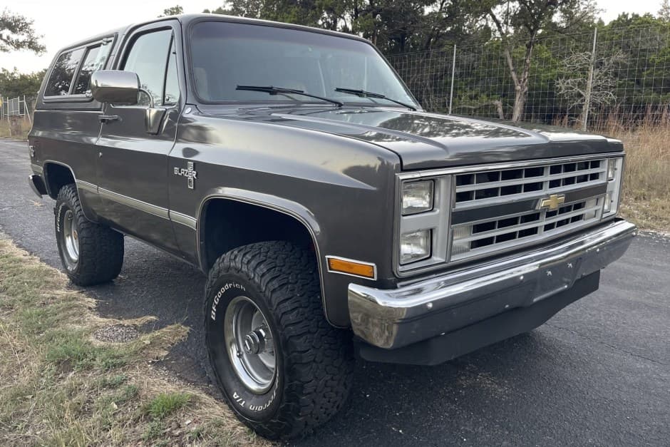 1987 Chevrolet K5 Blazer 1973-1991 sold for $18,500