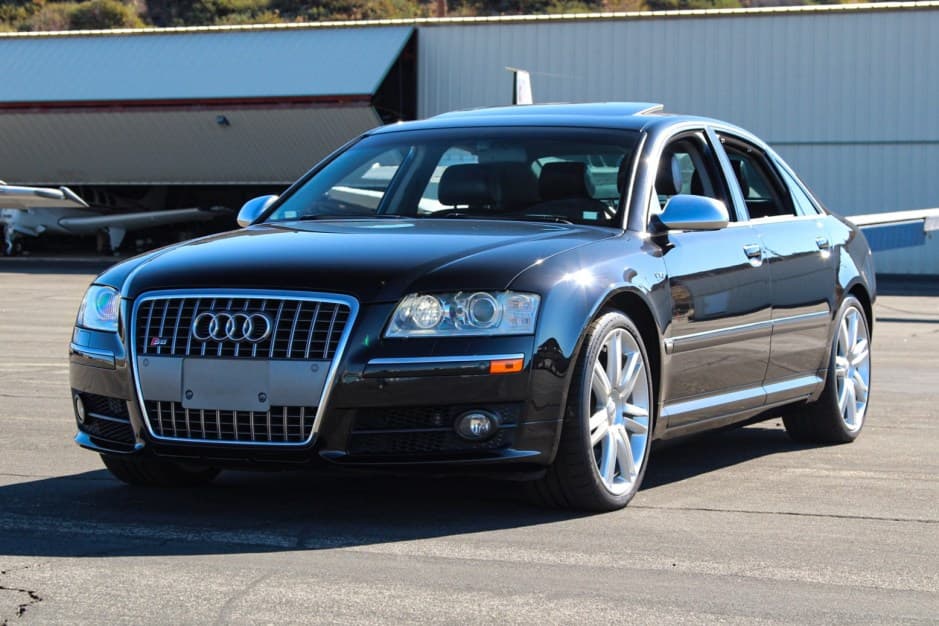 2007 Audi S8 sold for $20,050