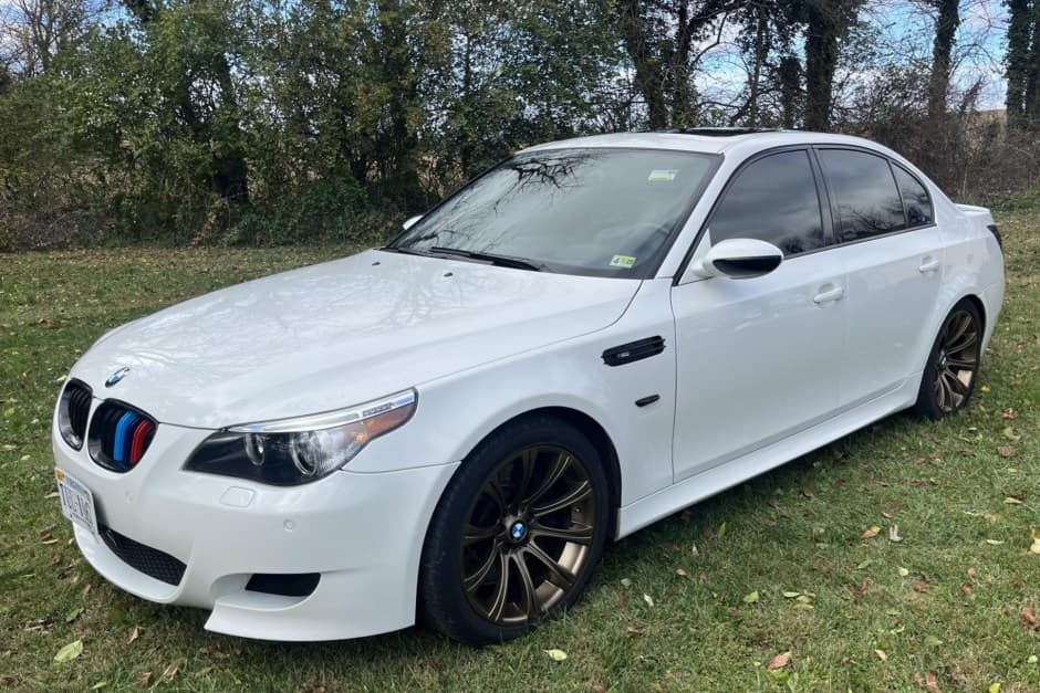 2006 BMW E60 M5 sold for $16,750