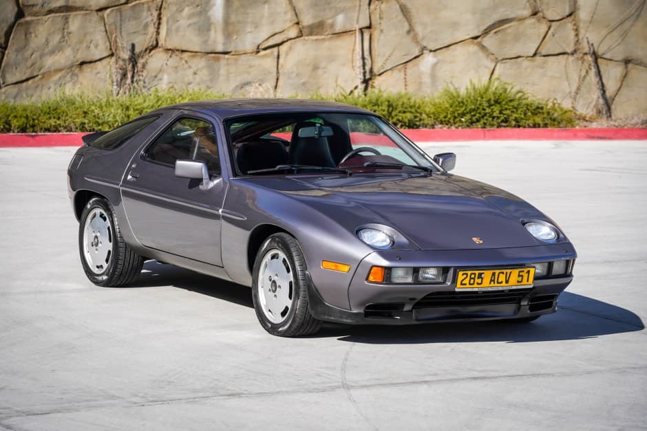 1986 Porsche 928 sold for $35,000