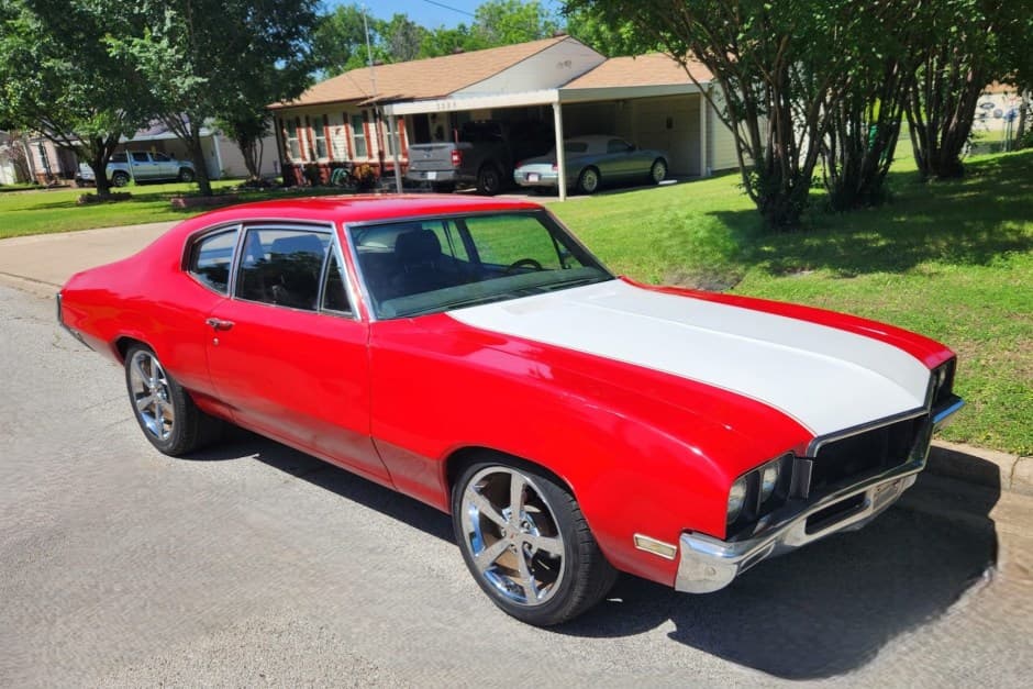 1971 Buick Skylark sold for $13,277