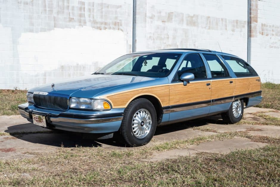 1993 Buick Roadmaster sold for $8,150