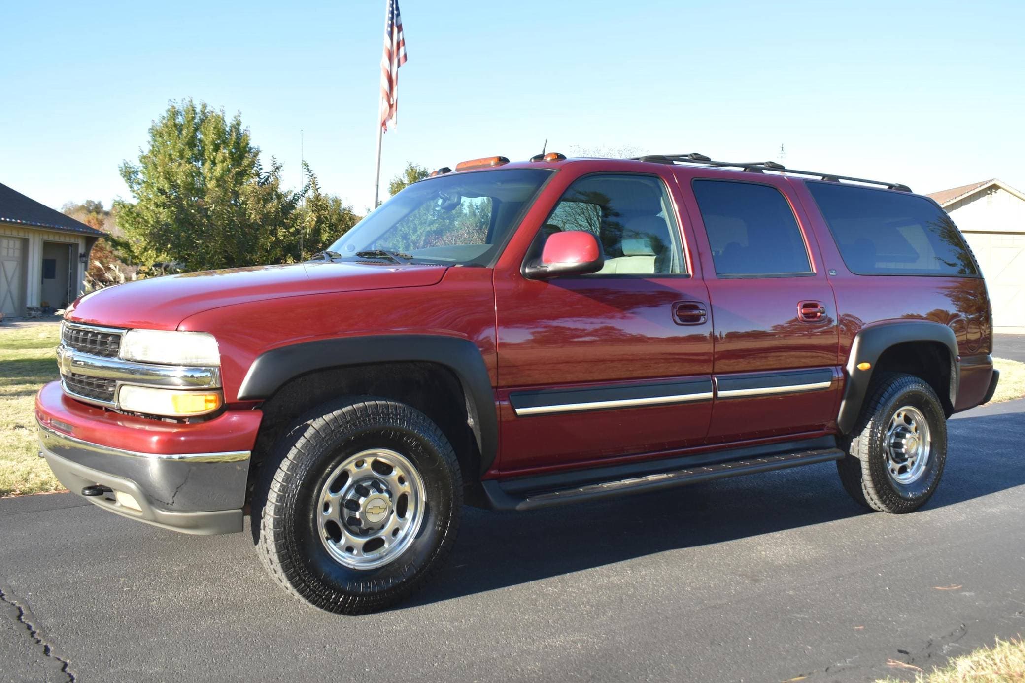 2004 Chevrolet Suburban sold for $11,950
