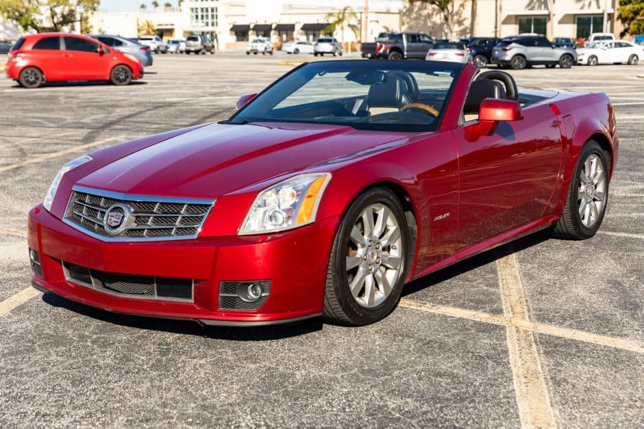2009 Cadillac XLR sold for $20,645