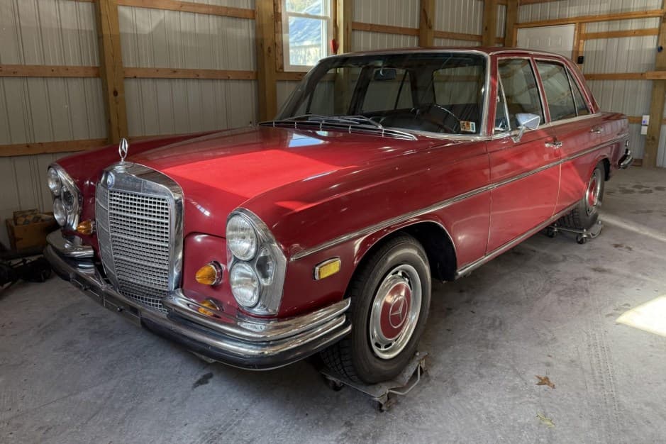 1969 Mercedes-Benz W108 & W109 sold for $5,350