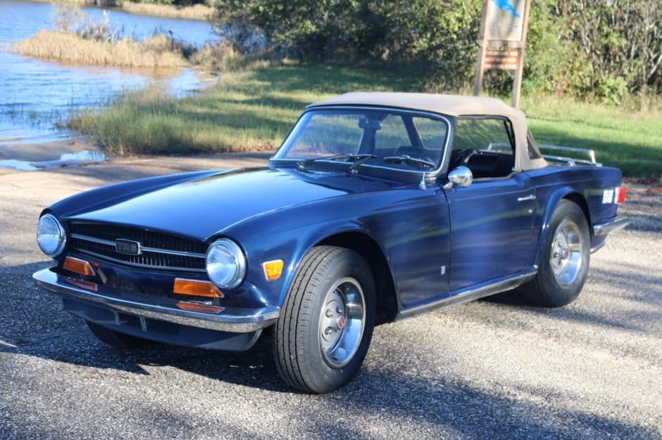 1974 Triumph TR6 sold for $11,000