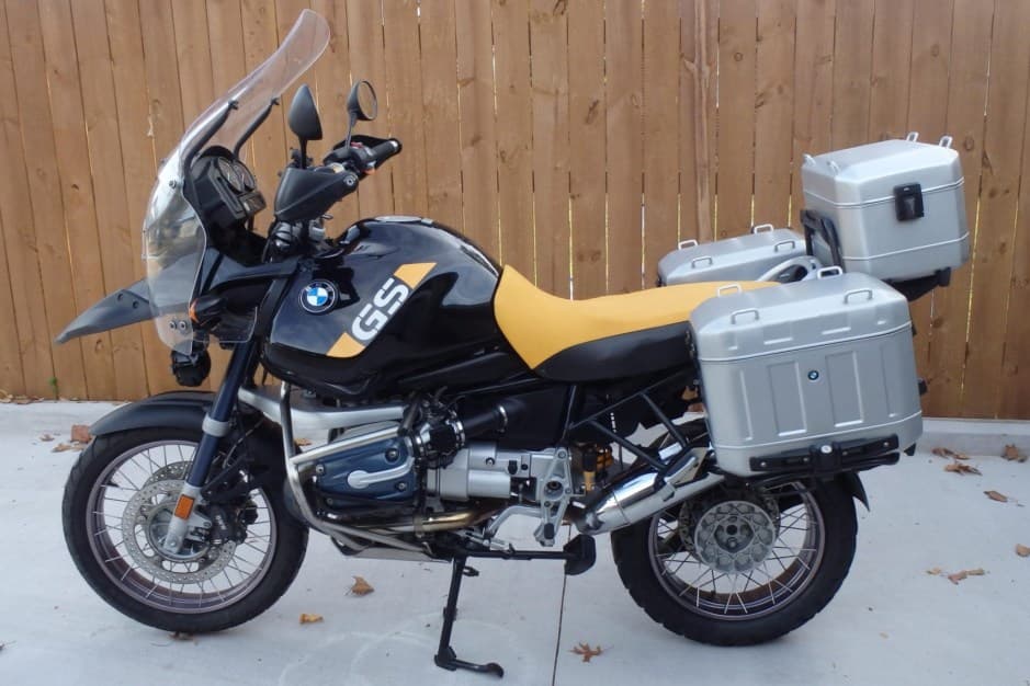 2004 BMW R1150GS sold for $6,069