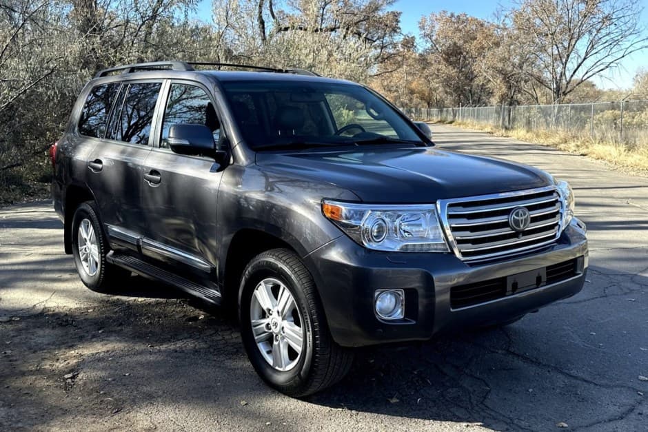 2013 Toyota Land Cruiser 200-Series sold for $20,750