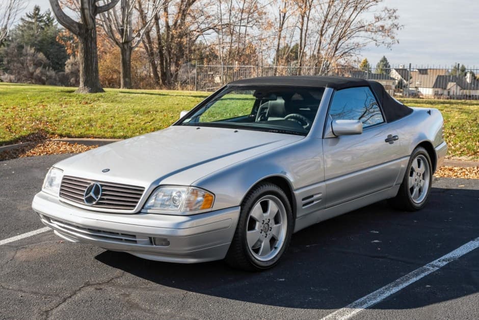 1998 Mercedes-Benz R129 SL sold for $21,000