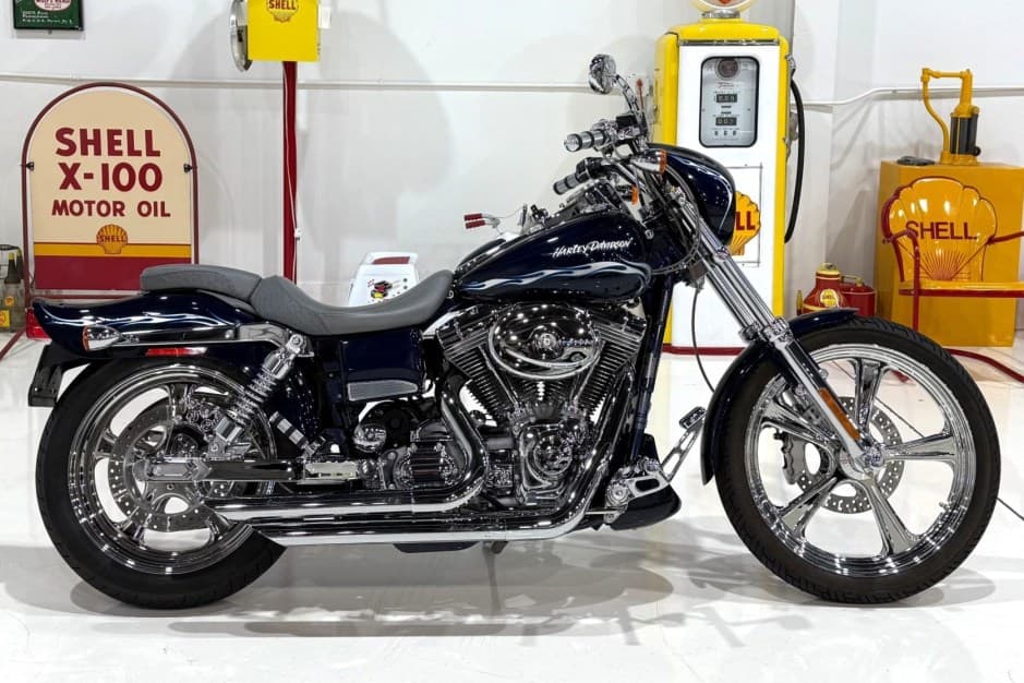 2002 Harley-Davidson CVO sold for $13,250