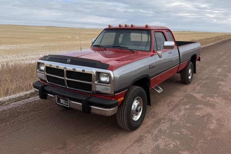 1992 Dodge Ram (1981-1993) sold for $42,250