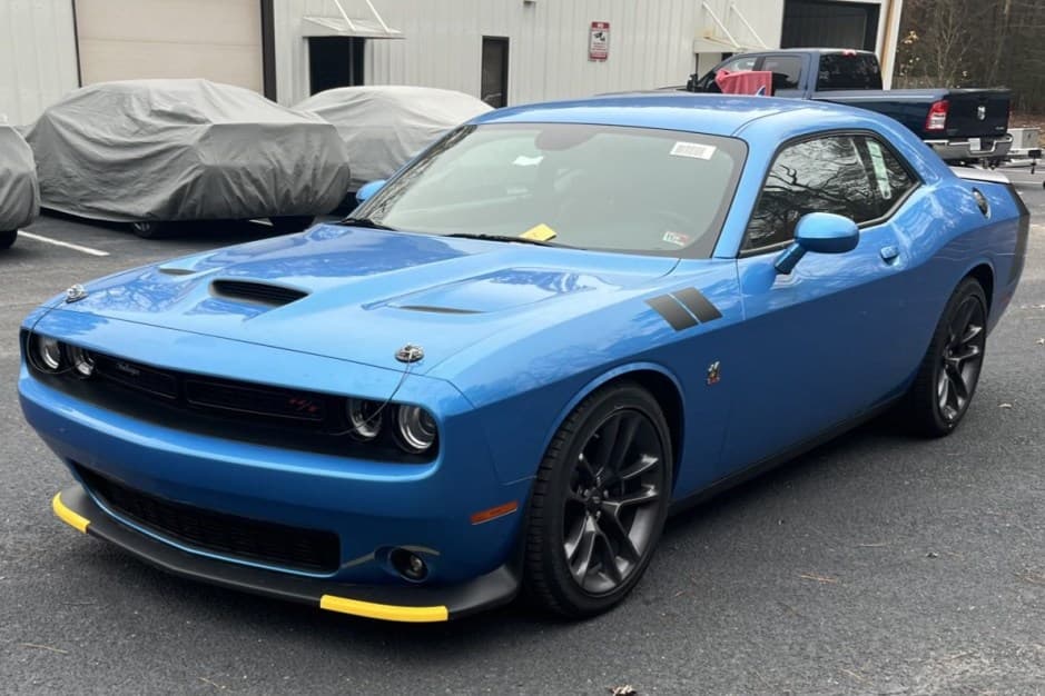 2023 Dodge Challenger (non-SRT, 2009-2023) sold for $39,500