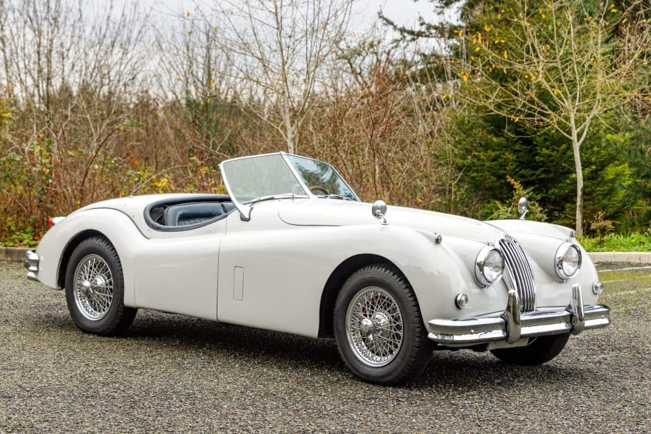 1954 Jaguar XK140 sold for $70,000