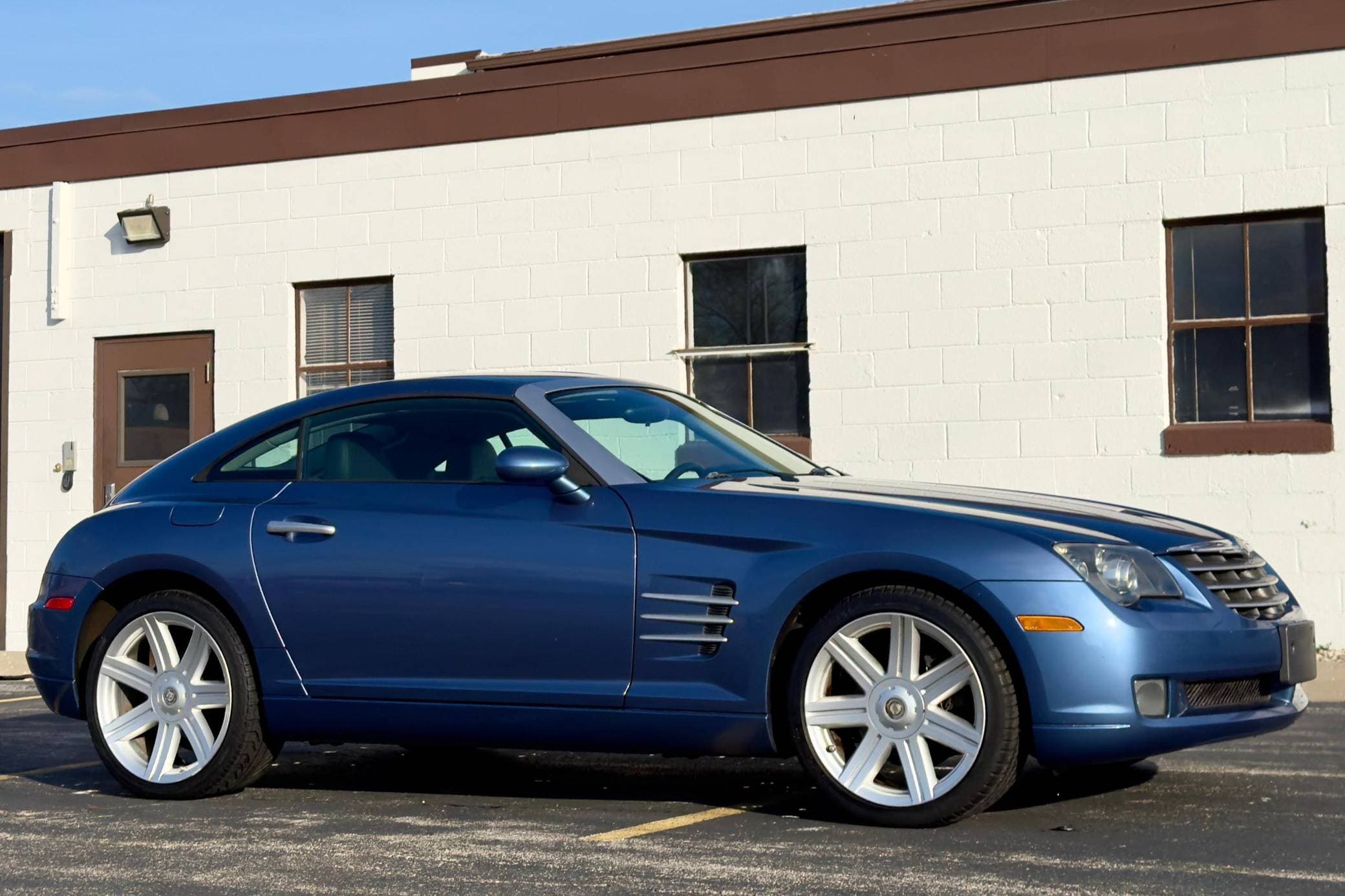 2007 Chrysler Crossfire sold for $7,222