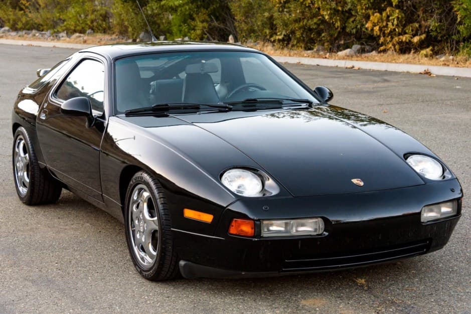 1993 Porsche 928 sold for $72,500