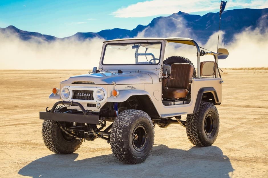 1966 Toyota Land Cruiser FJ40 sold for $47,017