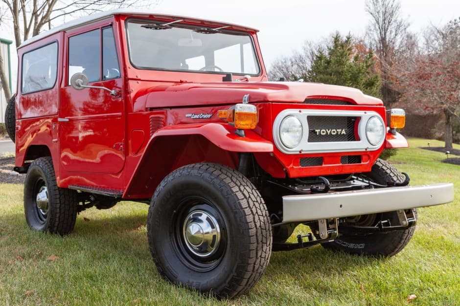 1974 Toyota Land Cruiser FJ40 sold for $29,000